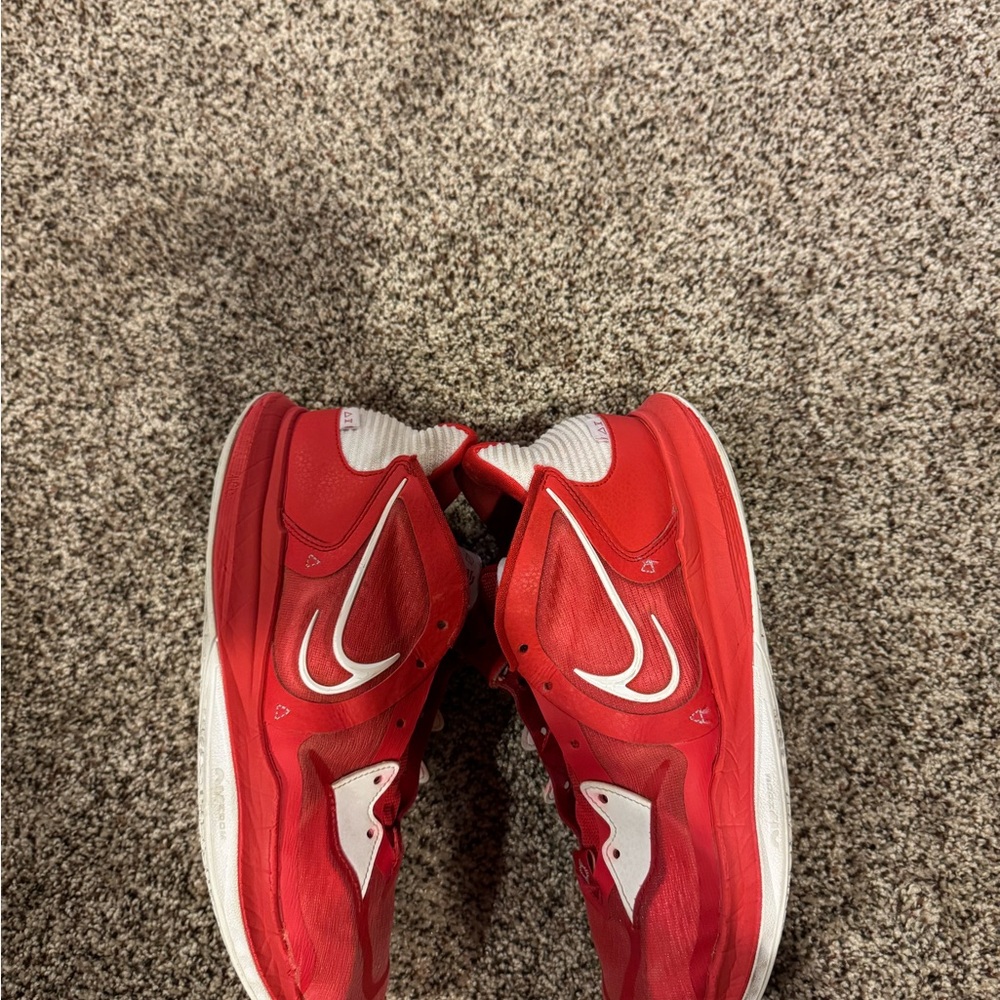 Nike Kyrie 7 low men’s size 11.5 (45” laces included)